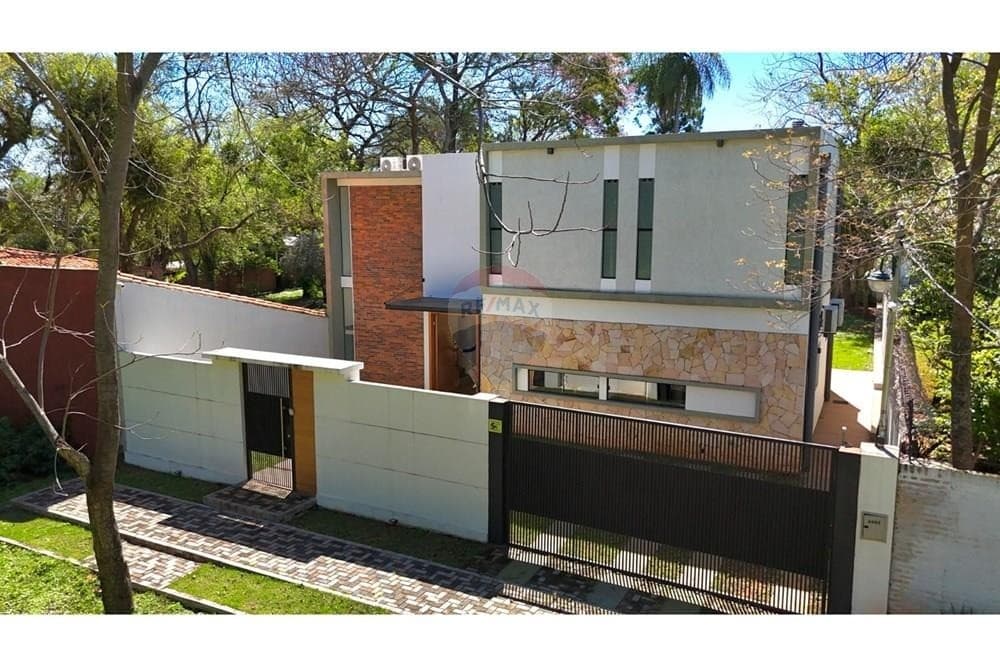Venta hermosa casa amoblada en San Bernardino