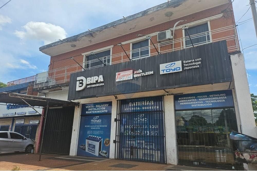 Vendo Casa con Salon Comercial SOBRE ACCESO SUR