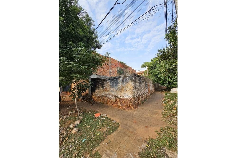 Exclusivo Terreno de 378 m2 en el Corazón de Recoleta, Ideal para Desarrollo Residencial o Comercial