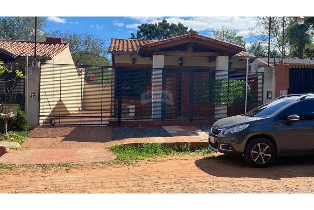 En venta hermoso chalet en Ñemby - bo. Rincon