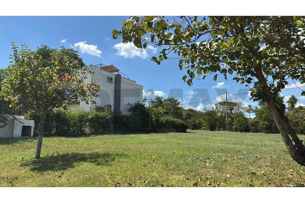En venta hermoso terreno en Aqua Village Altos