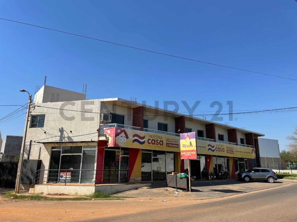 Edificio Multifuncional en Venta en Luque: Departamentos, Salón Comercial y Depósito