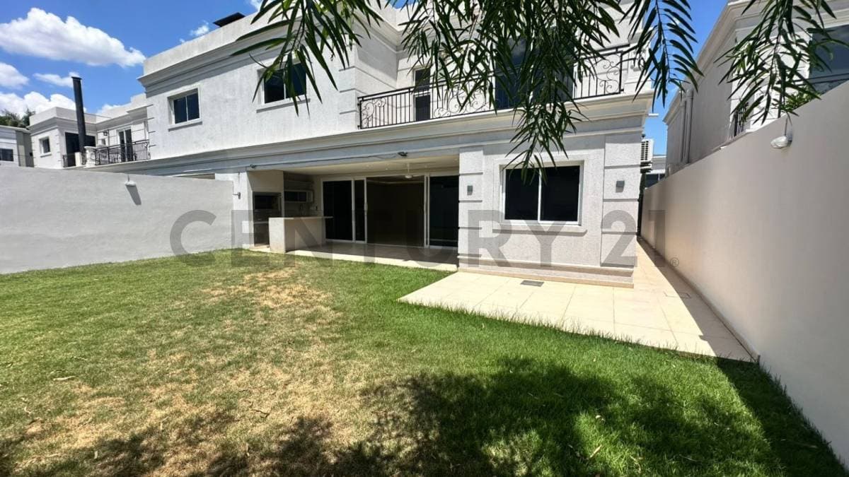 Vivienda Premium de 3 Dormitorios en Condominio Leganzza