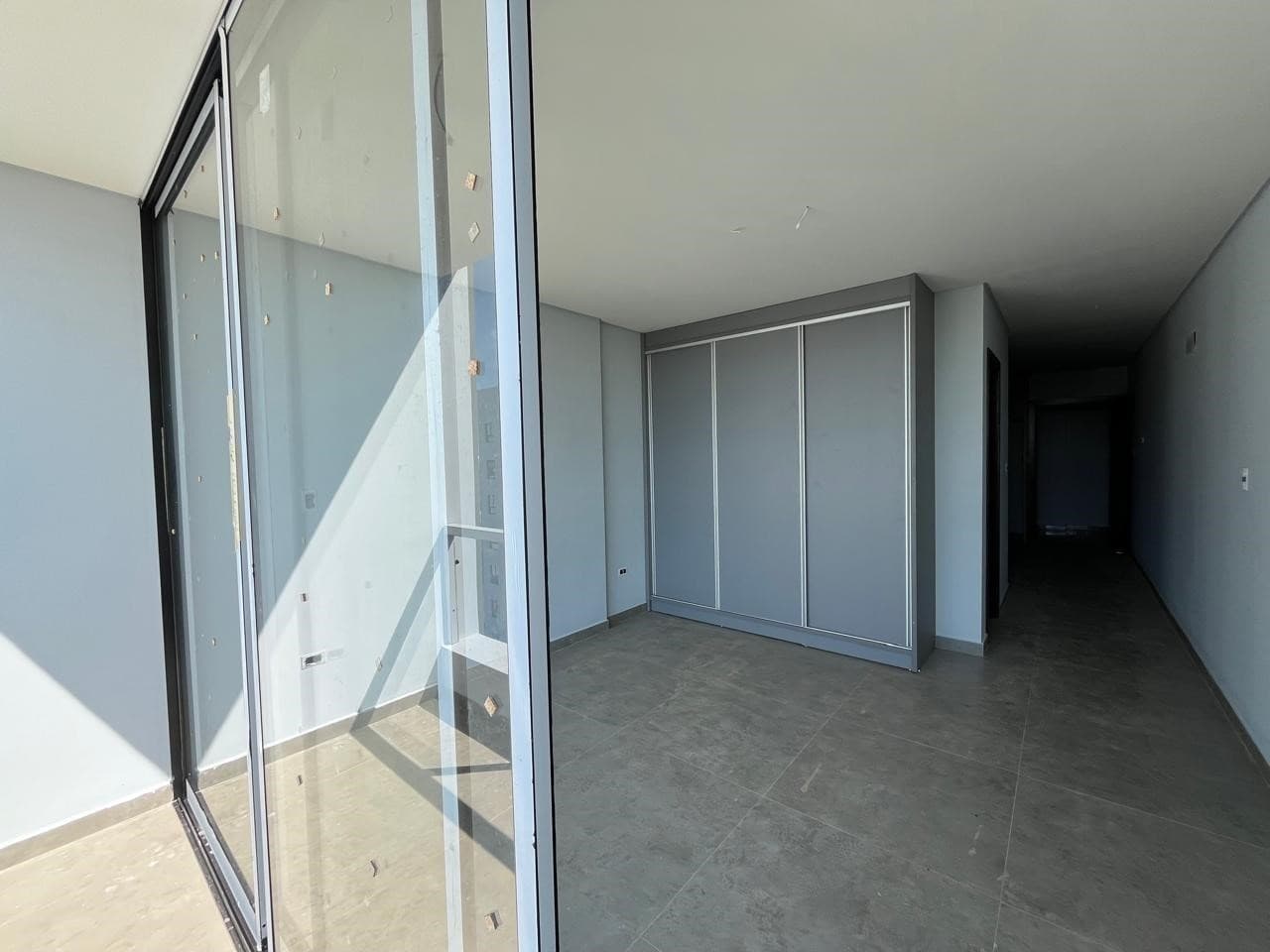 Alquilo monoambiente de un dormitorio tipo loft a estrenar edificio diagonal 74 – km 8