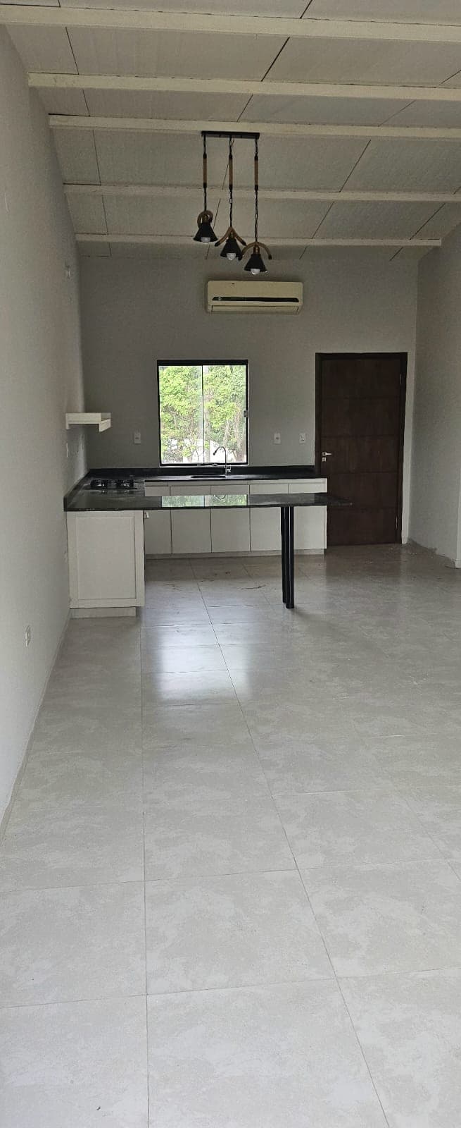 Alquilo dulex zona Luque ykua karanday