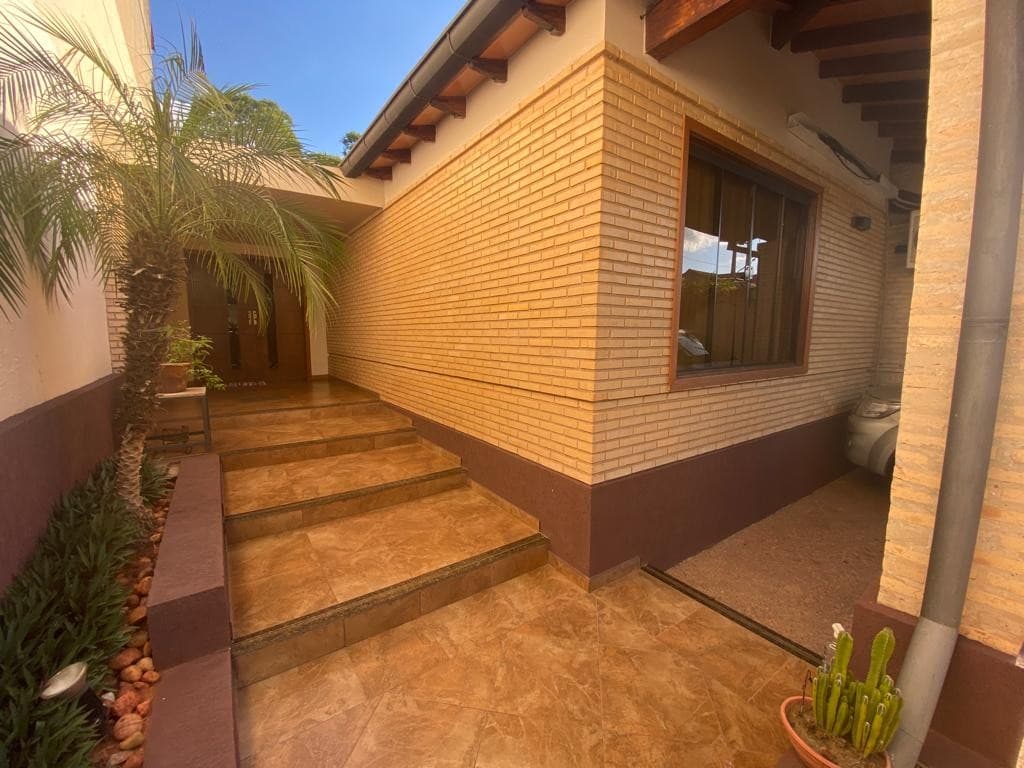En venta casa todo en planta baja en el barrio mburicao