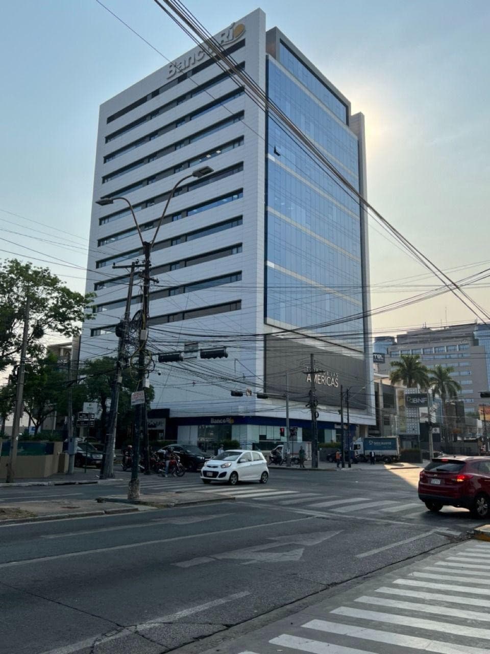 Oficina Corporativa - Edificio Torre de las Américas