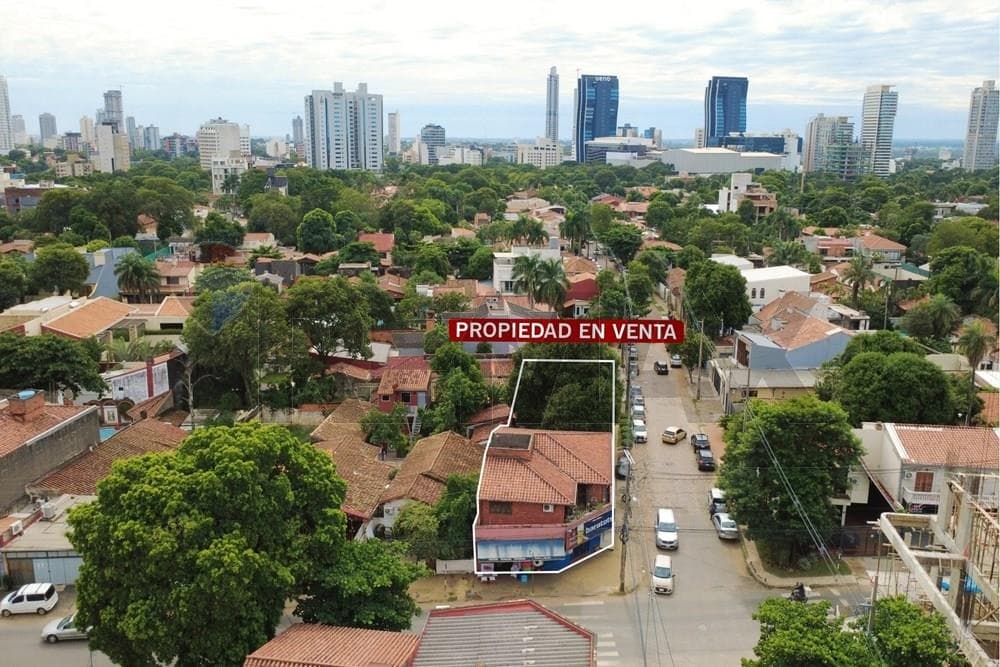 Vendo hermoso terreno en esquina s/ la avda lillo a pasos de rca argentina en b° Herrera