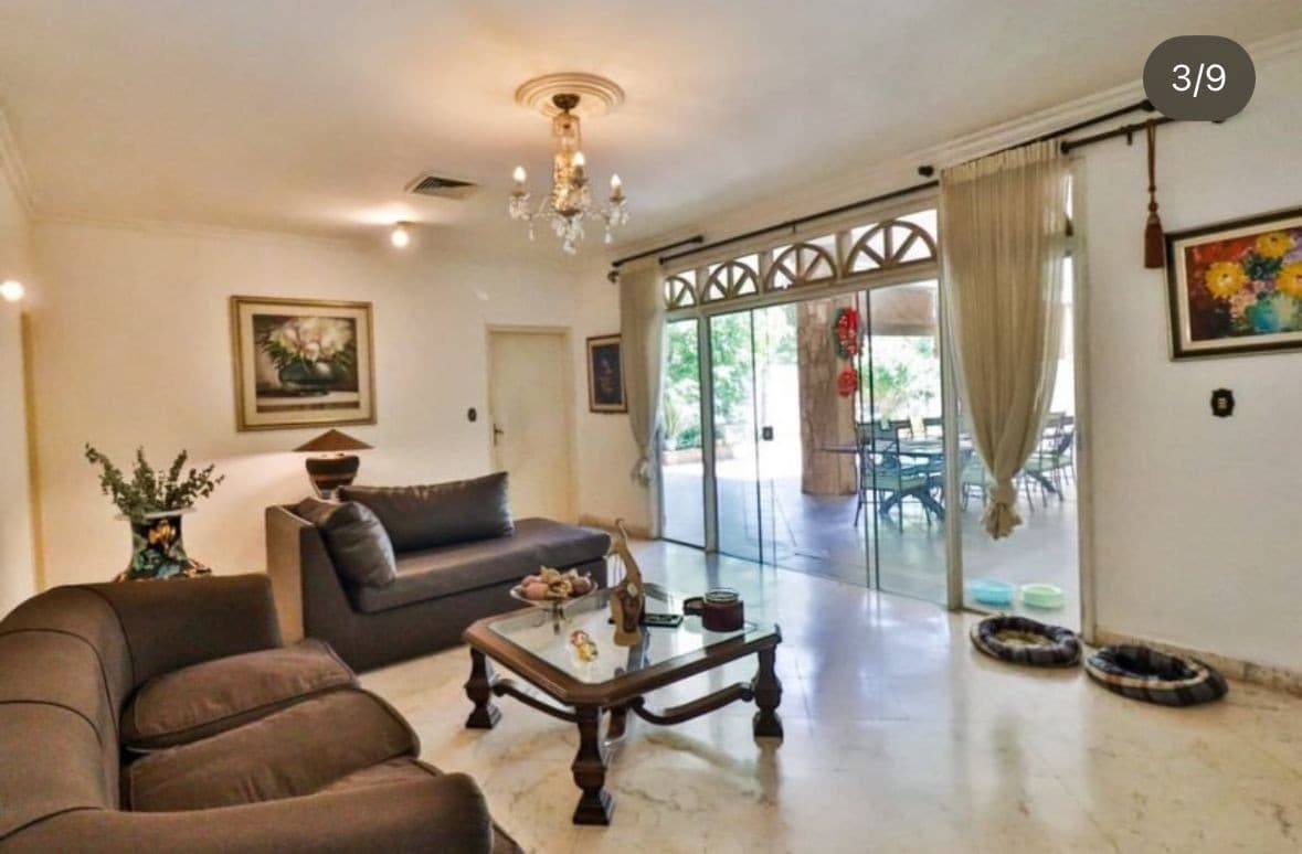Residencia en Alquiler en Barrio Los Laureles