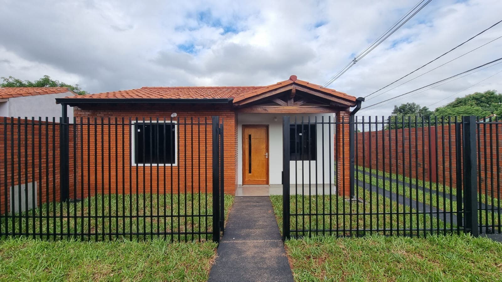 Casa a estrenar en San Lorenzo!!