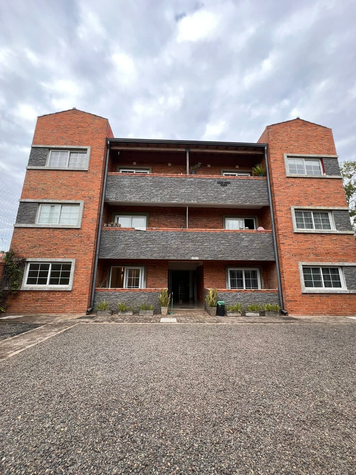 Departamento en alquiler – Edificio Cristina, Luque Barrio Nuestra Señora del Pilar