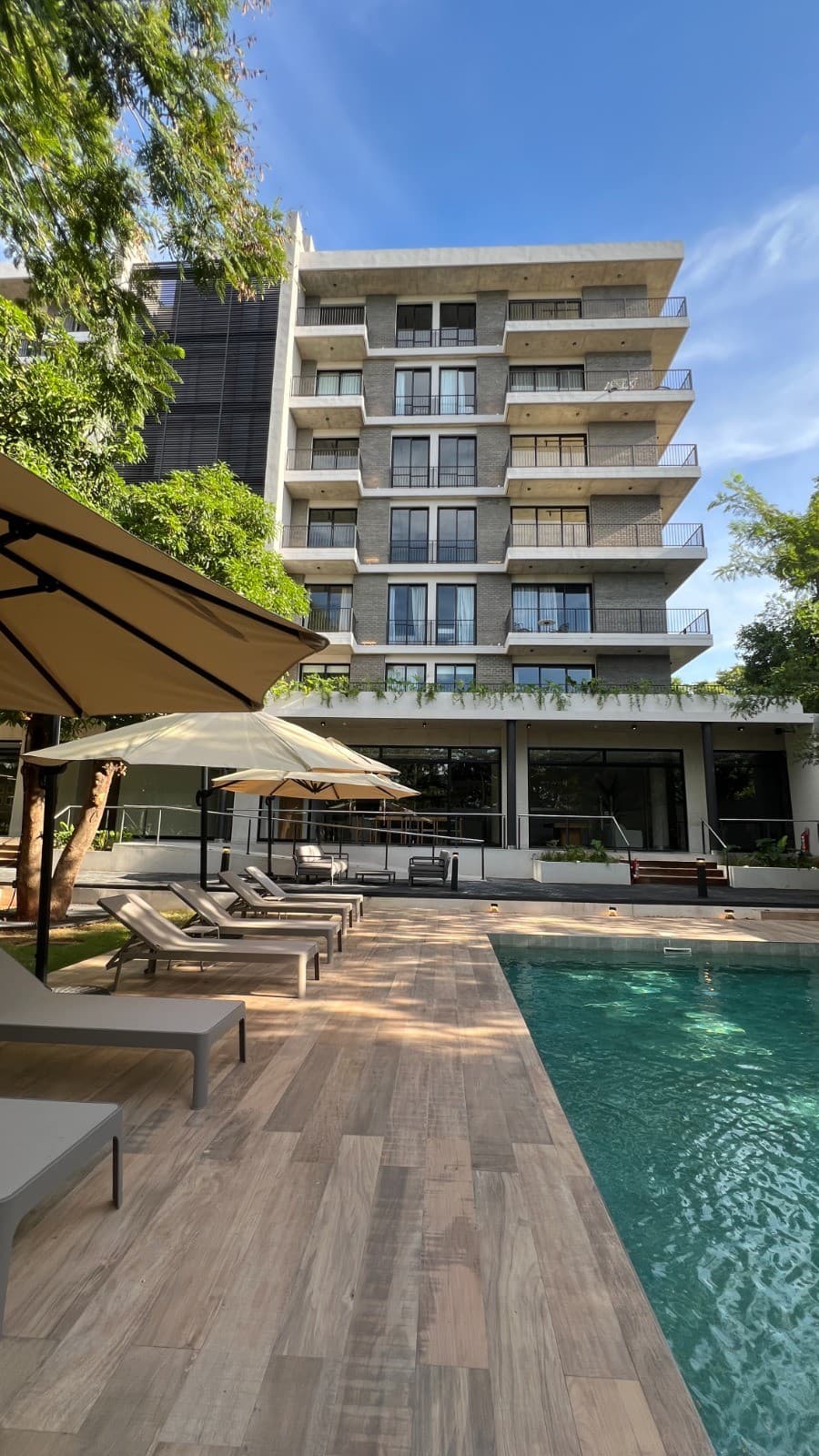 *Entrega el 30% del valor de tu departamento habitalo ya!!!* *Vivi en el corazon de Las Lomas en Asuncion deja de pagar alquileres caros* *EN URBAN MOLAS UNIDADES desde USD 122.372* *Consultanos* *La mejor relacion en estas variables : Ubicacion- costo