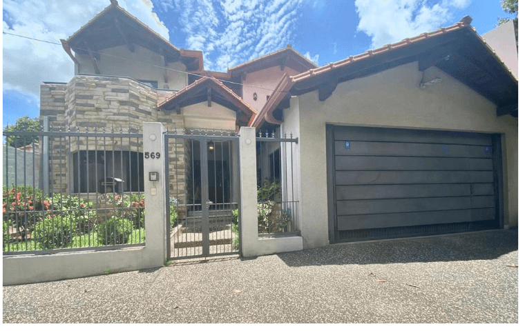 Vendo casa en barrio san Cristóbal
