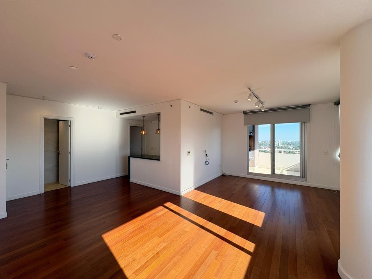 Usd 2000 + iva (incluye expensas) - departamento con hermosa vista - santa teresa