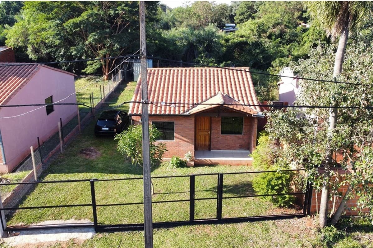 Exclusiva Residencia en Venta, Juan de Salazar, Limpio, Ubicación Central Privilegiada