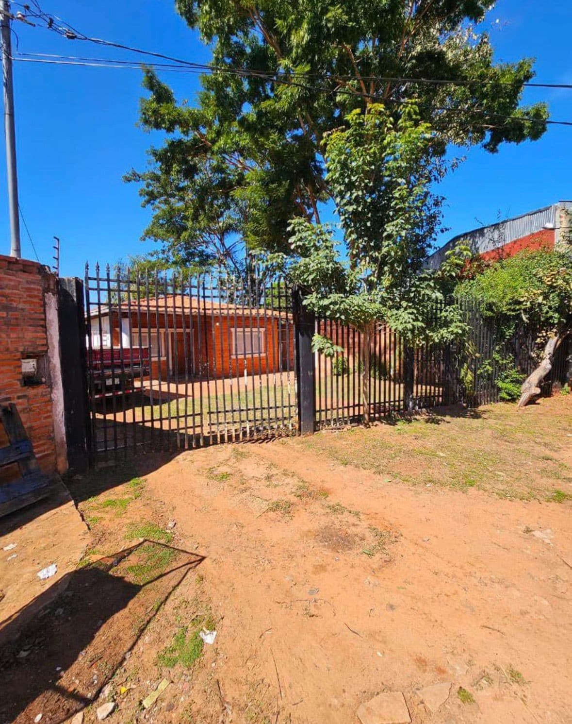 Vendo casa a precio de terreno en Mariano Roque Alonso barrio concordia
