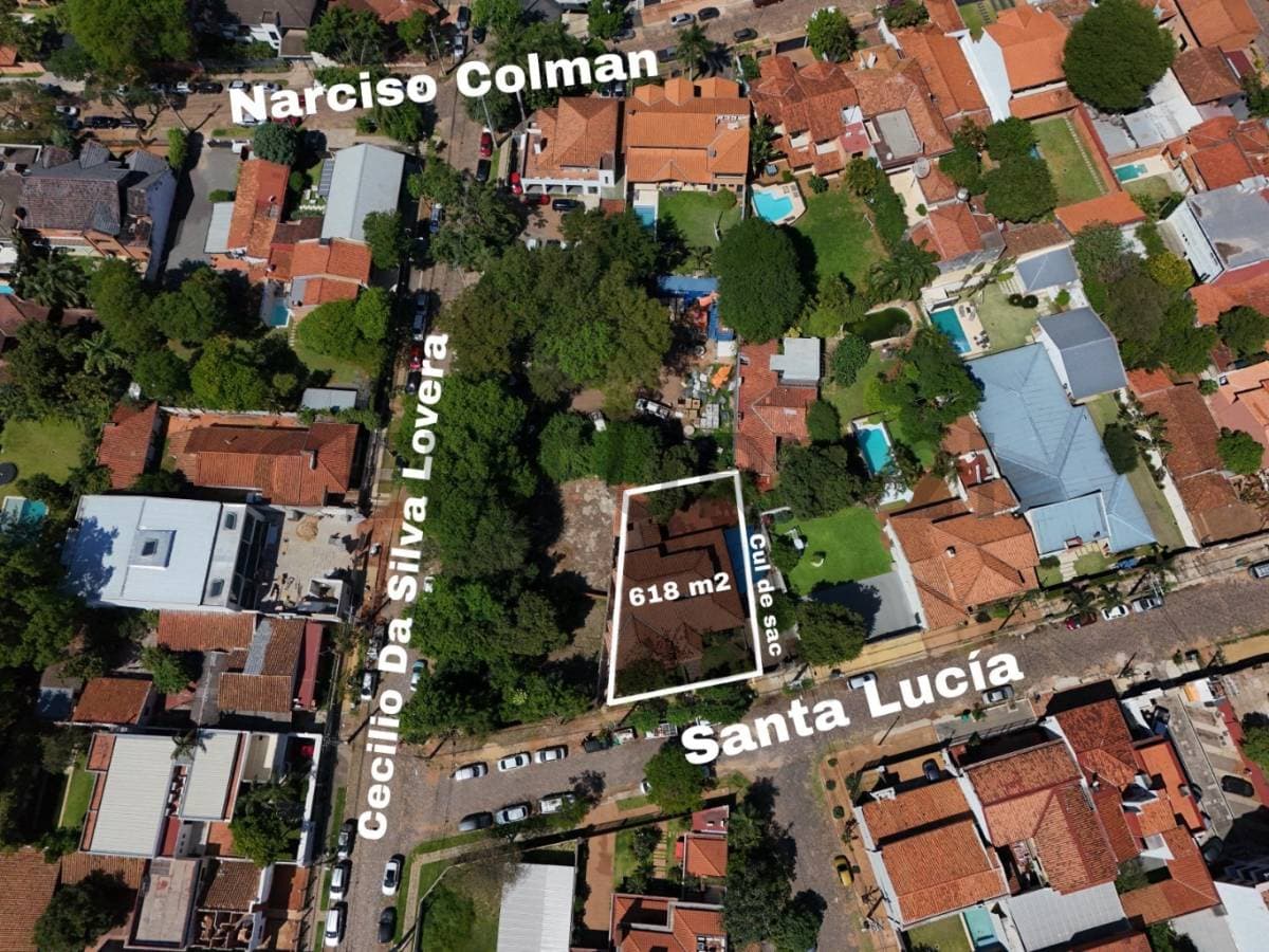 Terreno con gran potencial – con casa a demoler o refaccionar