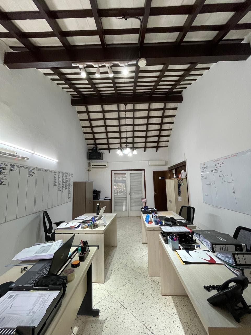 Usd 190.000 - casa para oficina