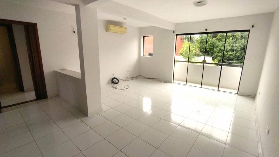 Alquilo amplio depto 2 dorm en Bo Jara Edificio Dominicana