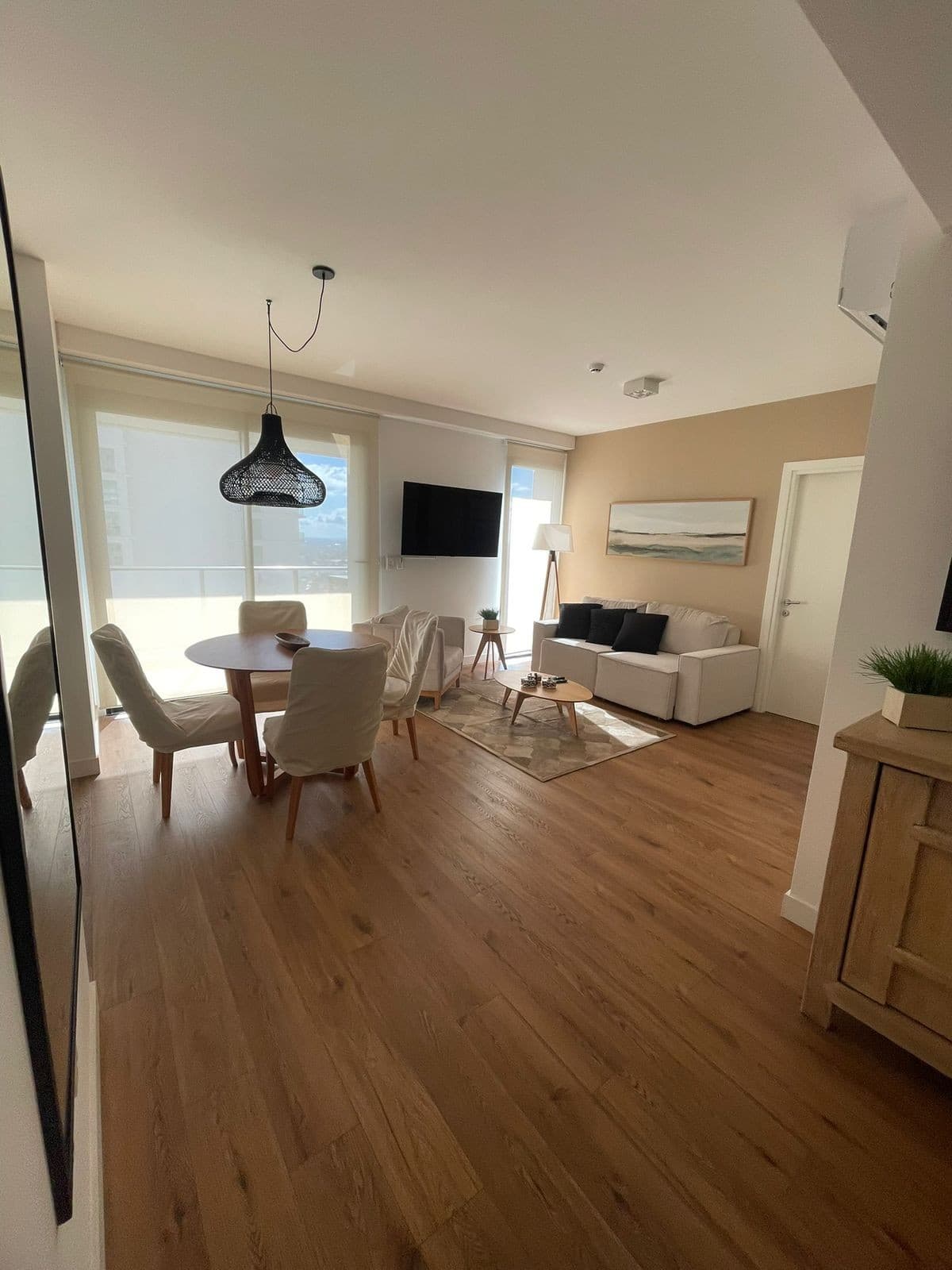 Alquiler exclusivo: Departamento amueblado de lujo en more del sol, 1 dormitorio, 2 baños , 1 cochera