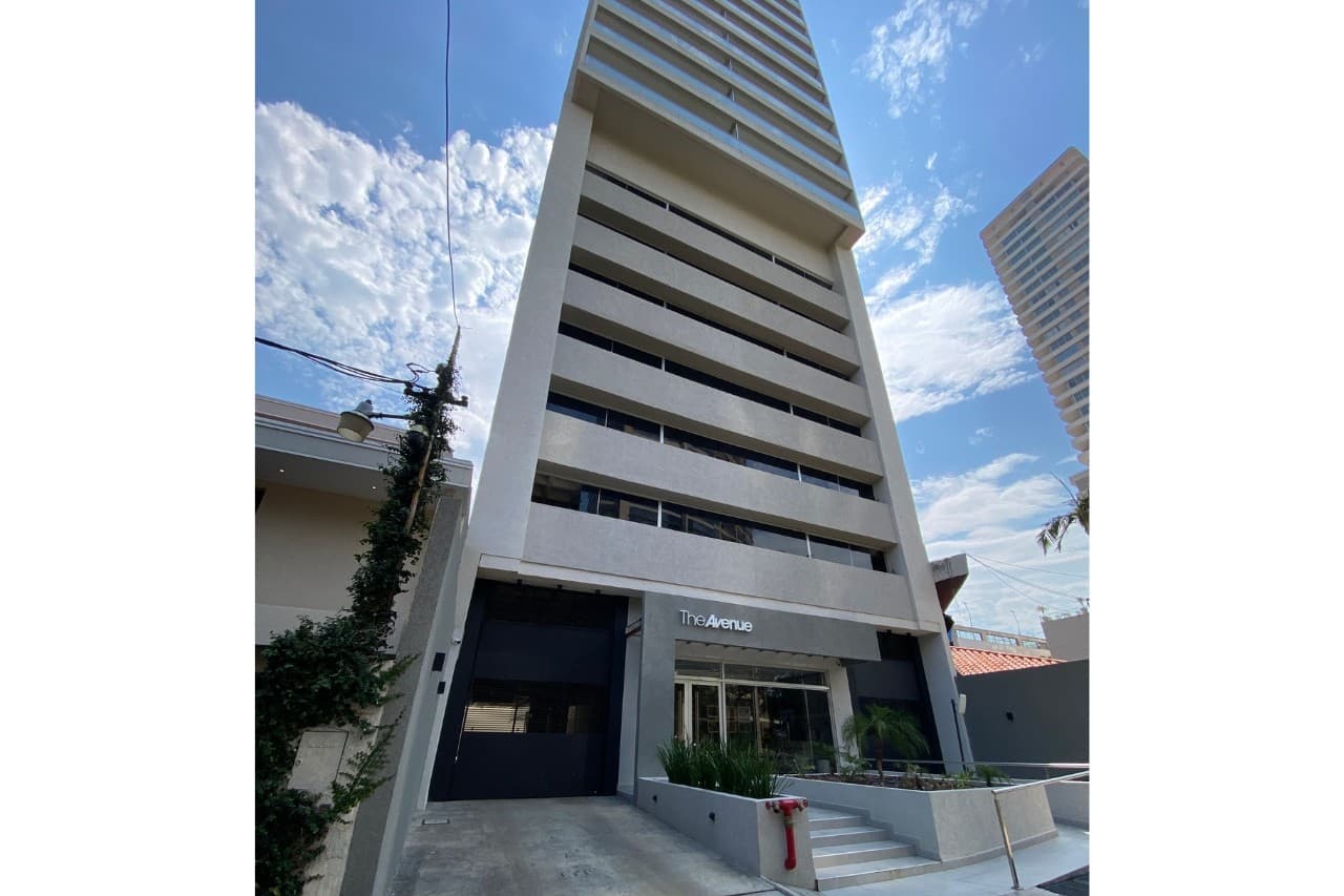 ¡OPORTUNIDAD DE COMPRA! En Venta y Alquiler - Departamento de 3 dormitorios en el Edif. The Avenue