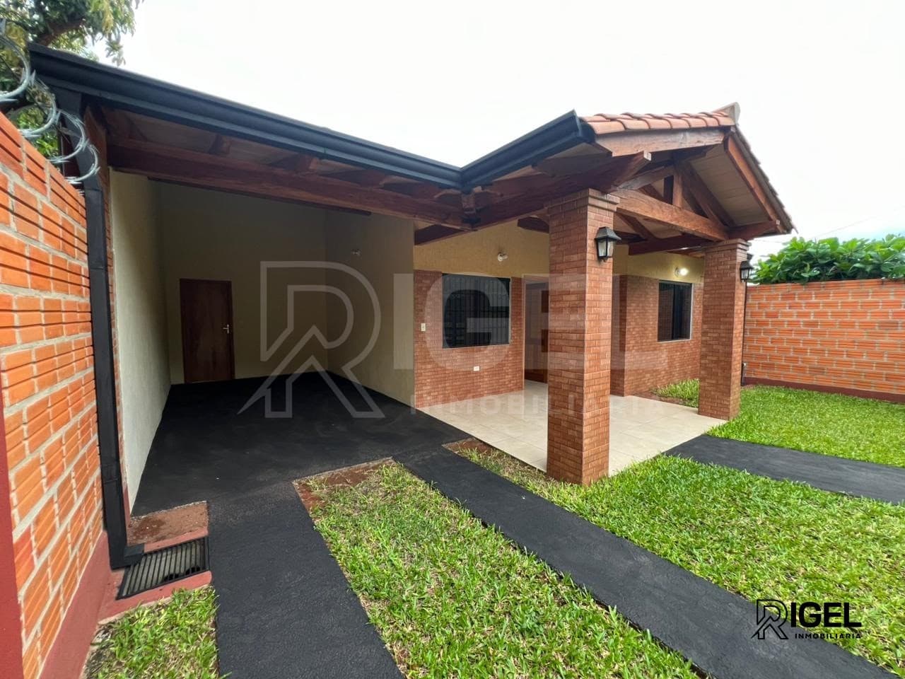 Hermosa casa en Villa Elisa, barrio centro