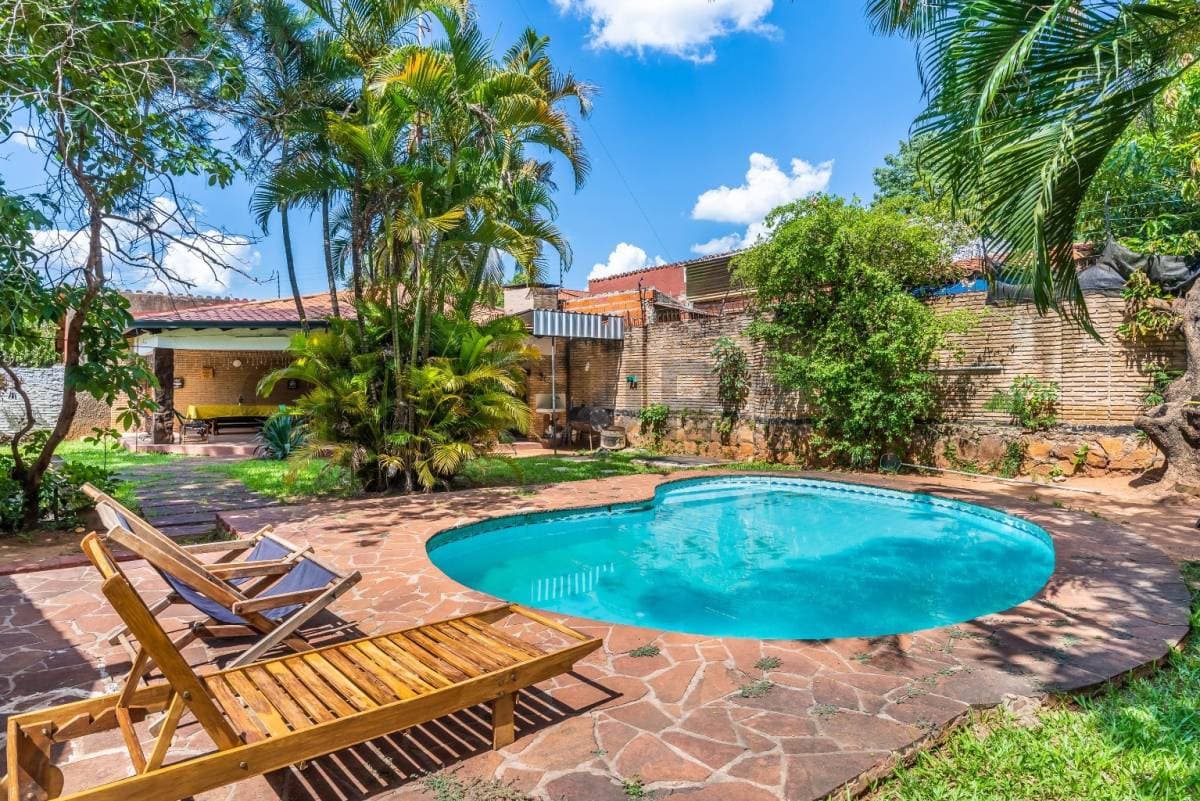 Residencia Exclusiva en Venta en Villa Adela, Luque