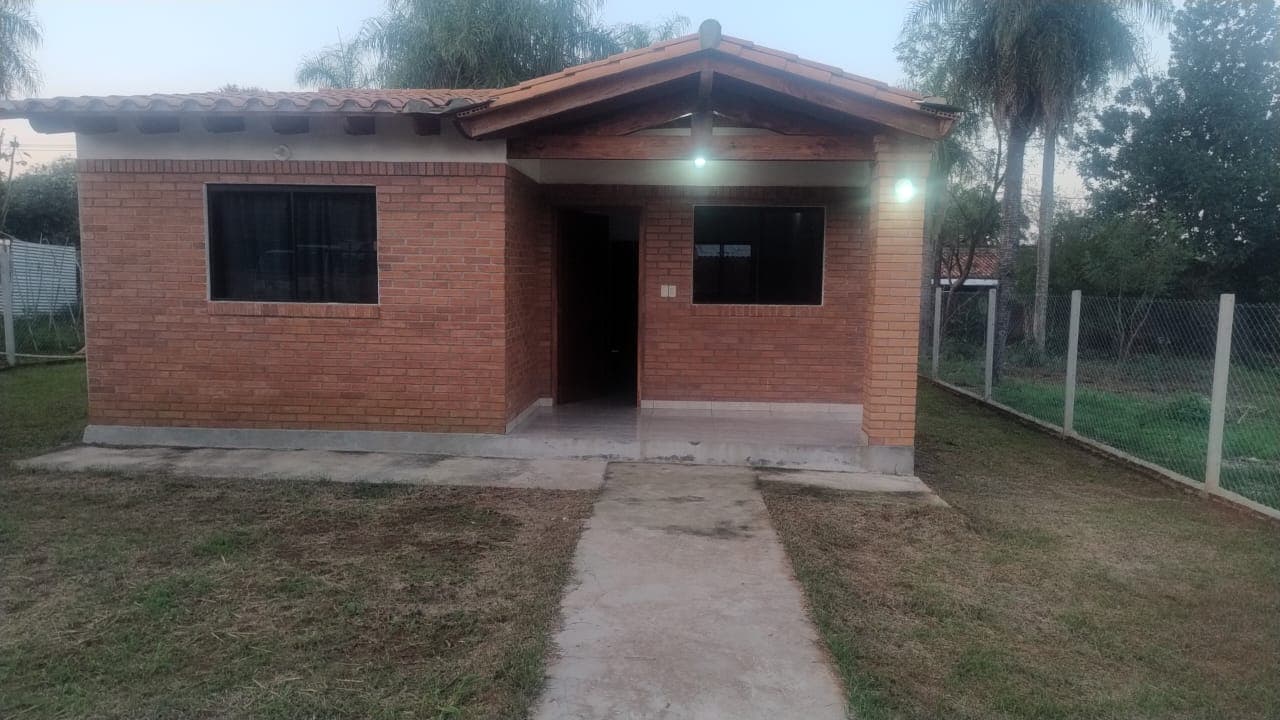 Casa en venta en Capiatá ruta 2 Toledo cañada