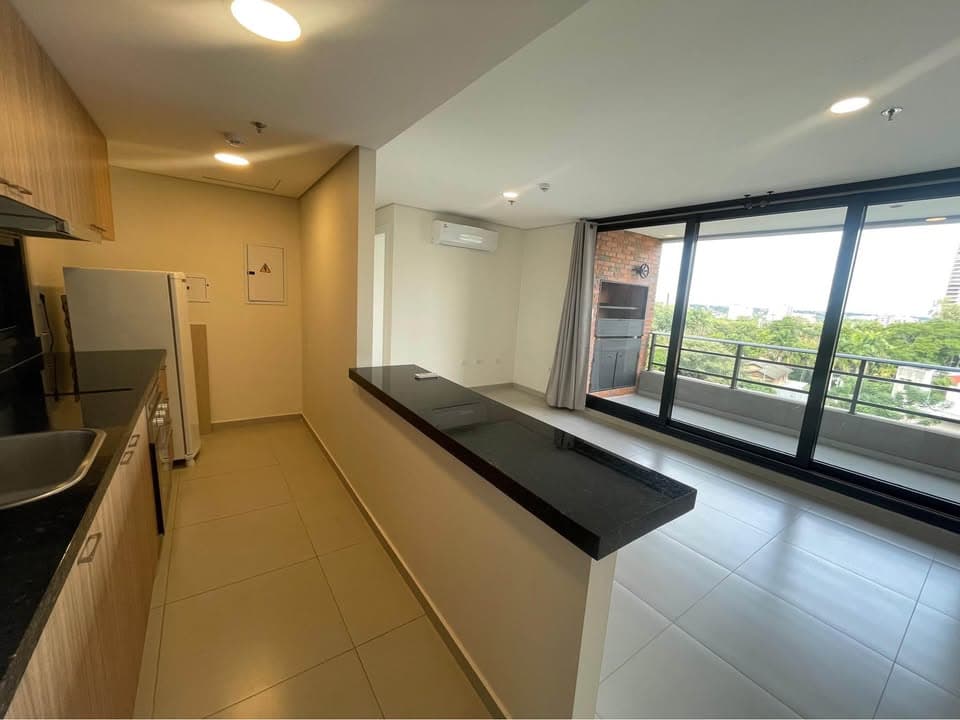 Alquiler de departamento de 2 dormitorios en barrio ykua sat