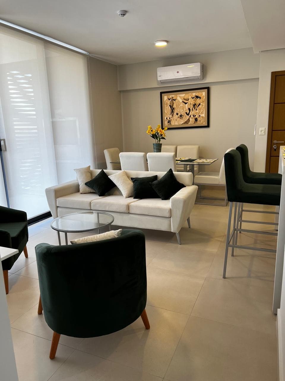 Alquilo departamento amoblado de dos dormitorios en boulevard plaza Pinedo - Fernando de la Mora