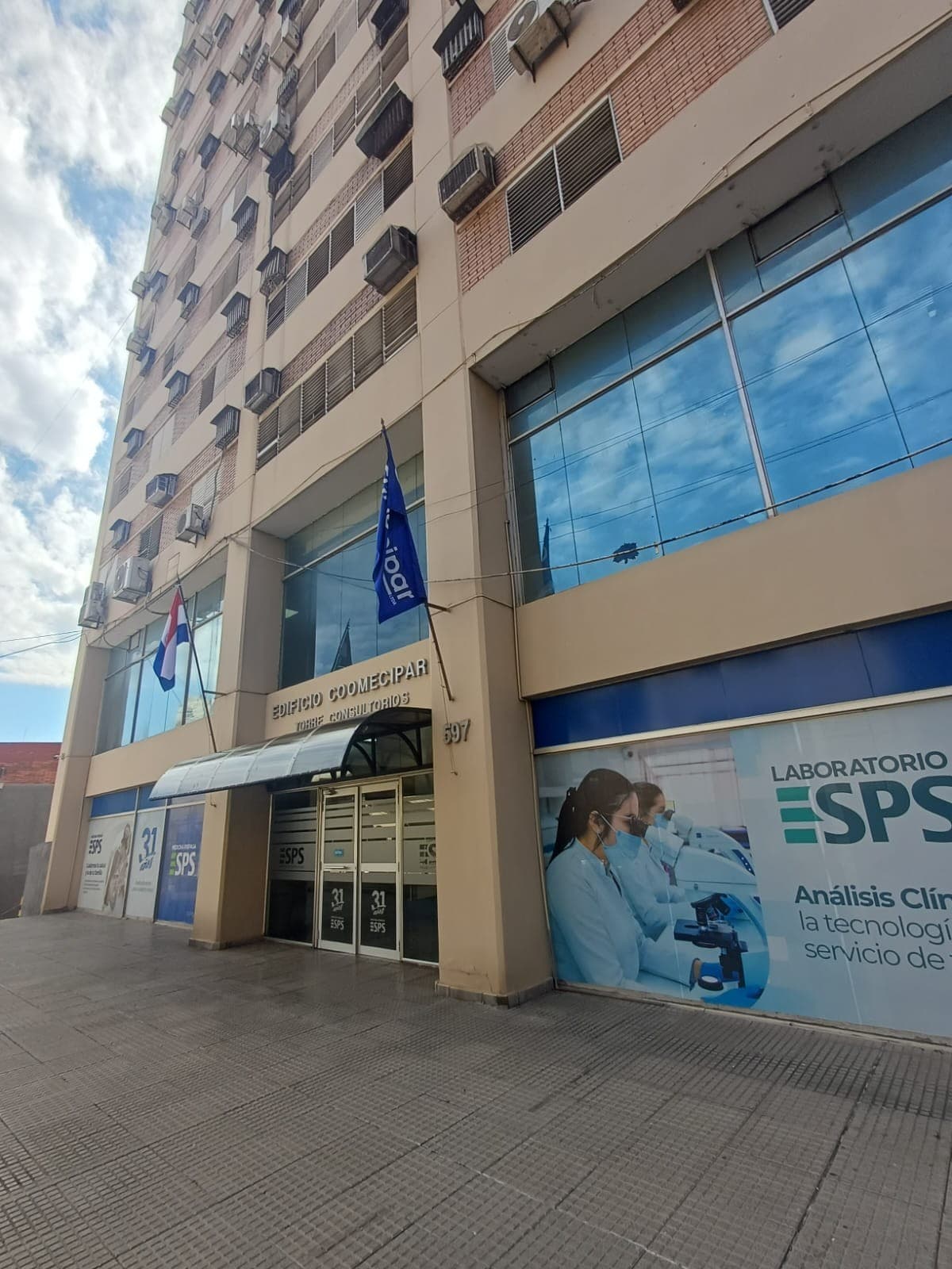 Alquiler de consultorio médico en Edificio Coomecipar