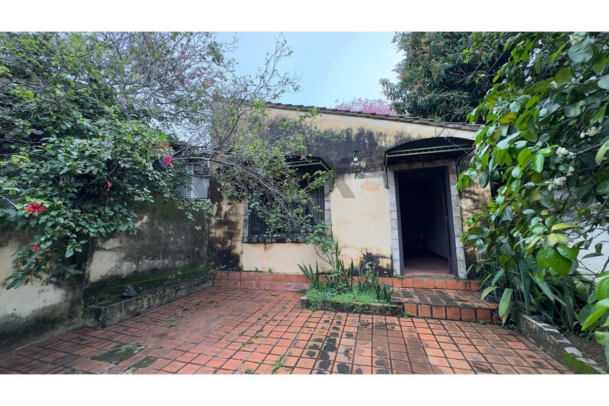 Vendo casa a 1 cuadra de carlos a. López | sajonia