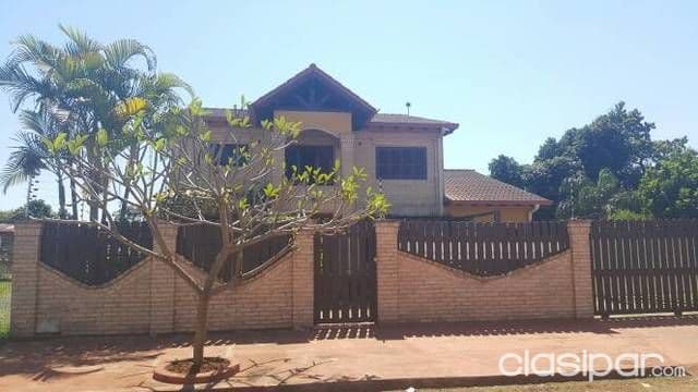 Residencia con piscina en barrio San José