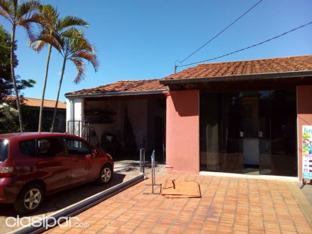 Casa en Villa Elisa a 4 cuadras de acceso sur y5114