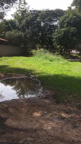 Terreno de 12mx43m, cercanias del c.i.t. Barrio laurelty. (500m2.)