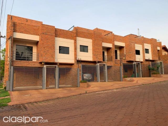 Lujoso duplex de 03 habitaciones a mts del lago republica!