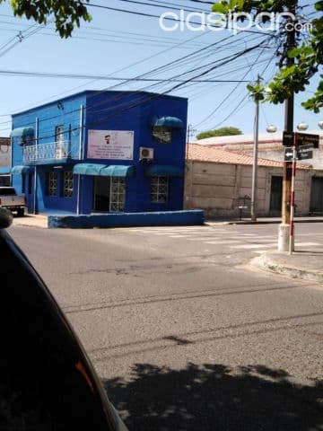 Oferta local comercial, barrio mburicaó!!!