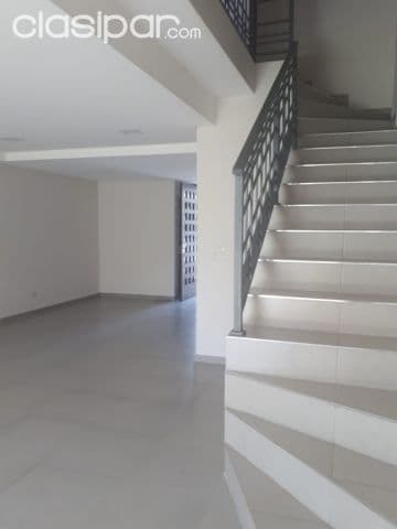 Sma Trinidad (prox. Lumen): Hermoso triplex a estrenar, 3 dormitorios, una belleza!!
