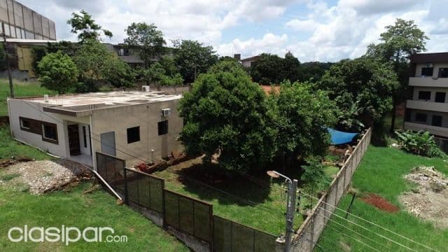 Hermoso terreno a 100 mts del lago1
