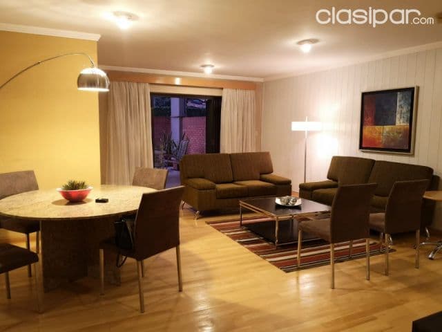 En Carmelitas! Elegante depto. 3 dormitorios, seg. 24 hs, piscina, 1.500 usd (negociable