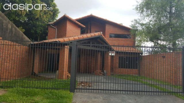 Bo Herrera: Impecable residencia a estrenar, 4 suites, jardín y piscina
