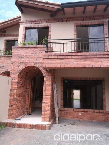 Duplex con piscina barrio san miguel Fernando de la Mora