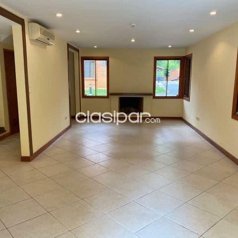 Hermosa residencia en el condominio arboleda - Asunción, Trinidad