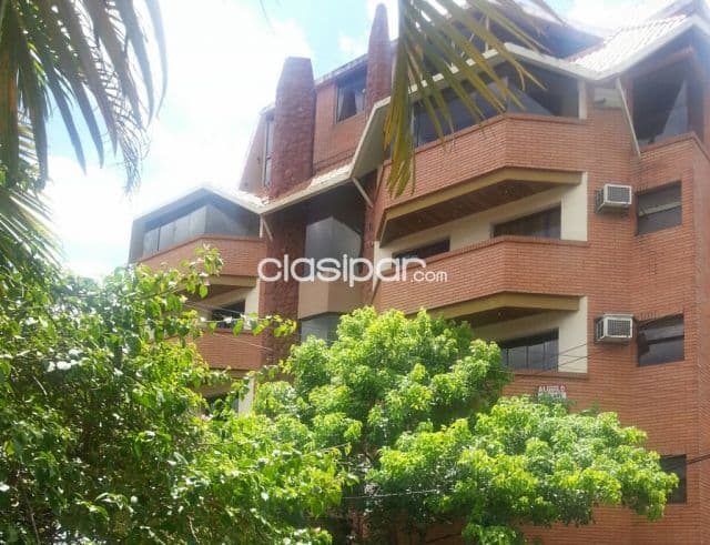 departamento en edificio de categoría zona Centro - Ciudad Nueva