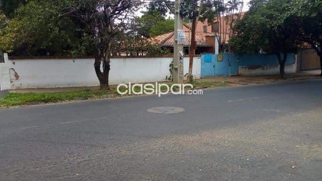 2 terrenos en Asunción, barrio mburucuya. E2348