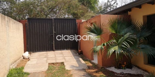 bella casa en la cercanía del ex club caacupe en caacupe cordillera paraguay