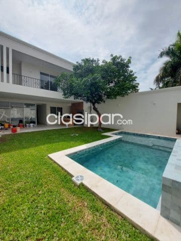 Casa estilo toscano en mburucuya