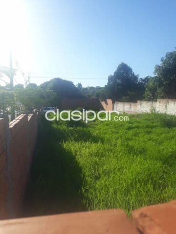 Un terreno 13x40 mts. Sobre asfalto coronel bogado esq