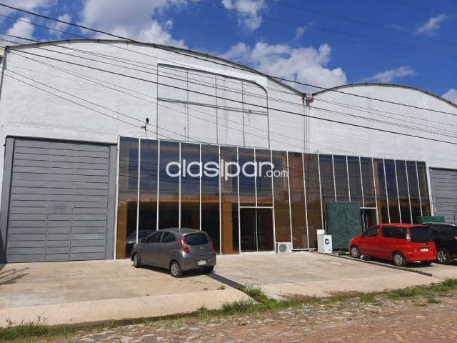 Z/ ivesur – mme. Lynch: Depósitos a estrenar, 600 m2 c/u + oficinas, 2.300 usd + iva