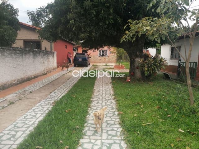 Terreno con casa a demoler o refaccionar